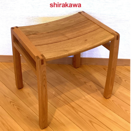 ㈱シラカワ 飛騨の匠工房スツール(S-W022)
